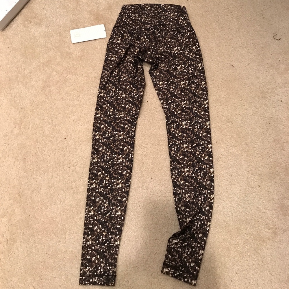 Lululemon shine tight